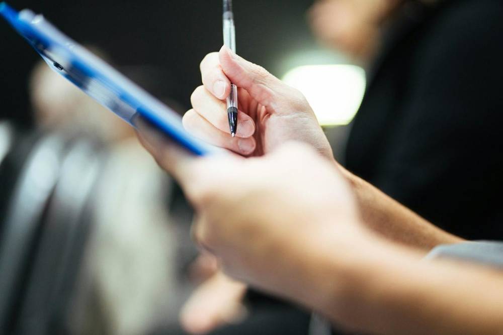 Writing on a clipboard